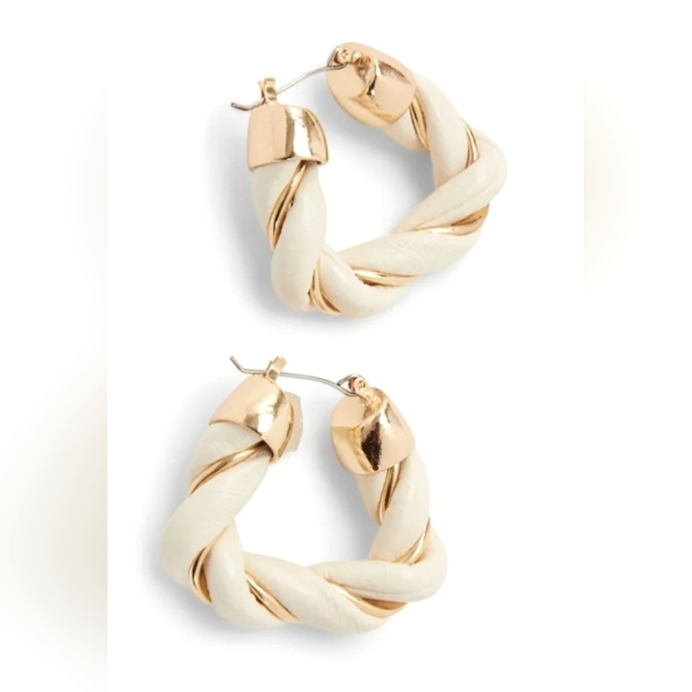 BEAUTIFUL LEATHER WRAP EARRINGS